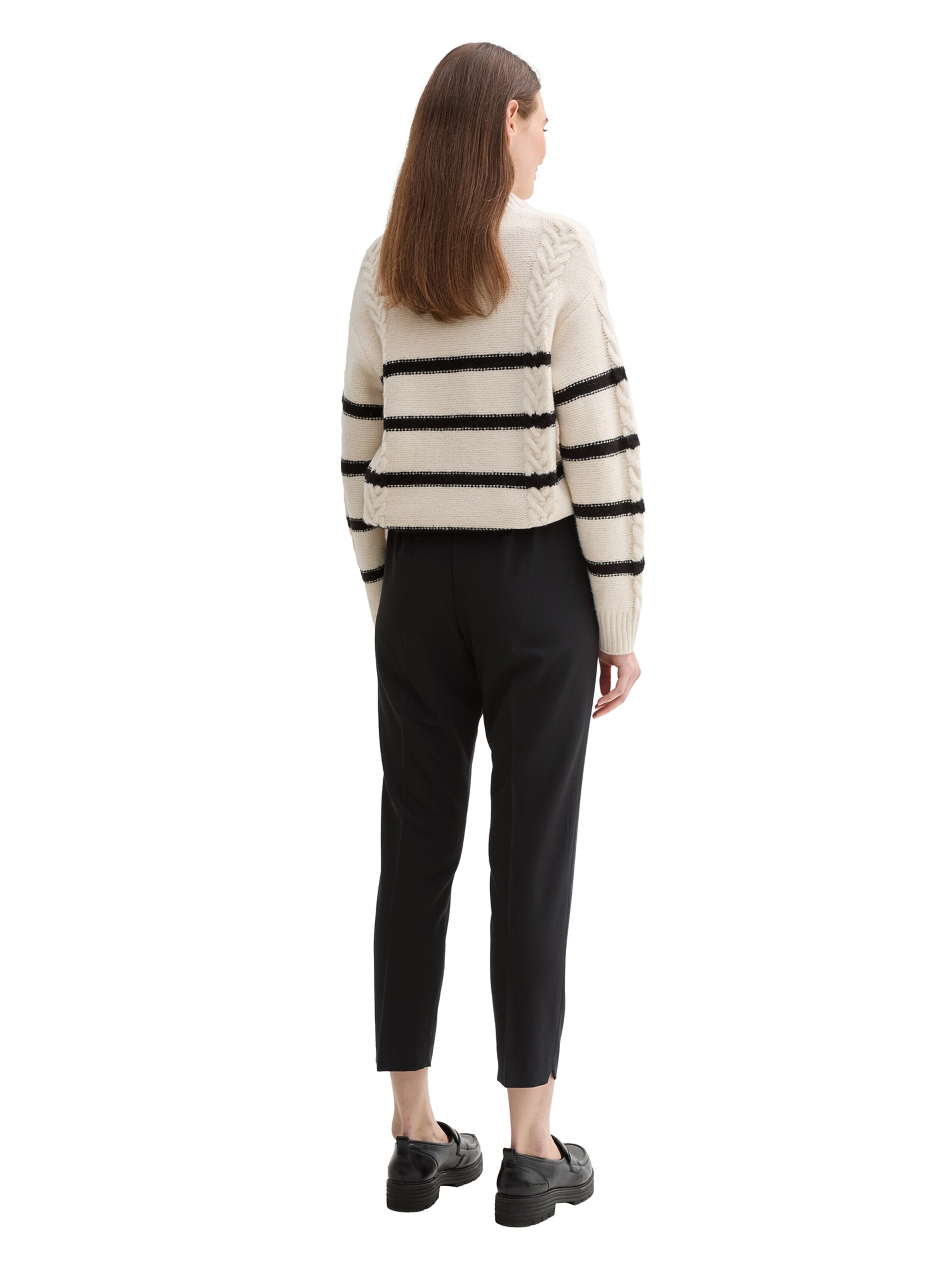 TOM TAILOR DENIM - Slimfit Calças com vincos em preto