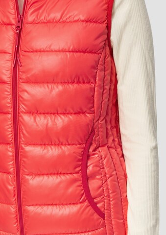 QS Vest in Red