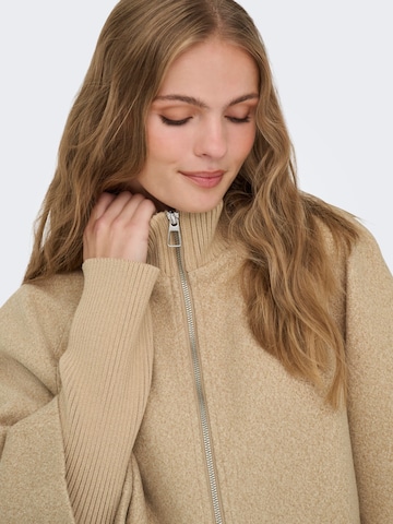 JDY - Chaqueta de entretiempo 'MEMORY' en marrón