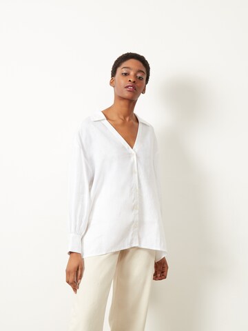 Aligne Blouse 'Charity' in White: front