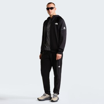 THE NORTH FACE Performance Jacket in Black