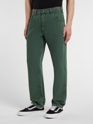 DICKIES Regular Jeans 'Garyville' in Grün