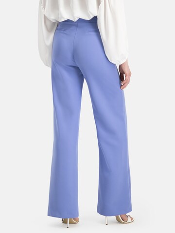 Nicowa Flared Broek in Blauw