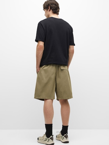 Pull&Bear Loose fit Pants in Green