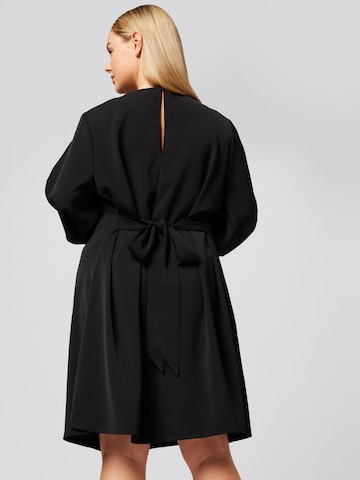 Robe Guido Maria Kretschmer Curvy en noir