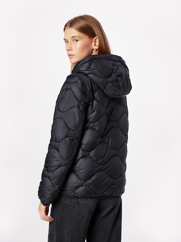 ESPRIT Jacke in Schwarz