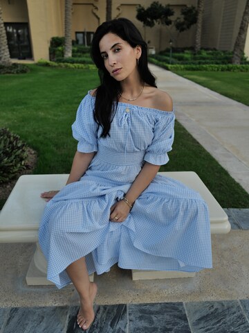 KAVAZI Платье в Синий