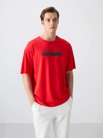 Tommy Life Shirt in Red