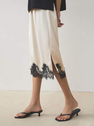 Next Rok in Beige: voorkant