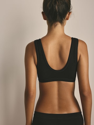 Next Bustier Melltartó 'Kind To Skin' - fekete