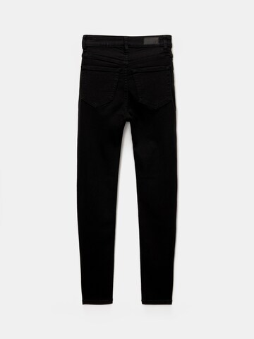 Skinny Jeans de la Pull&Bear pe negru