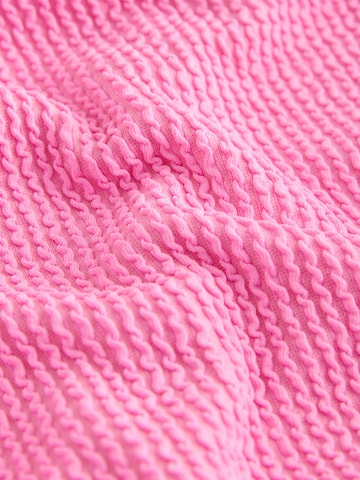 Next Triangel Shapingbadeanzug in Pink