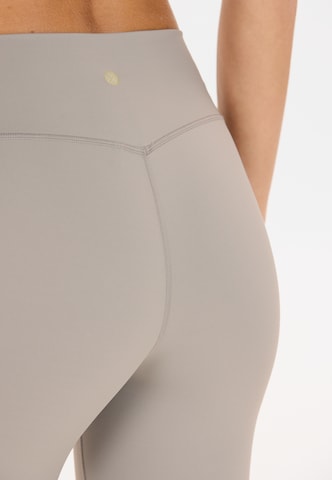 Athlecia Skinny Workout Pants 'Luxe' in Blue