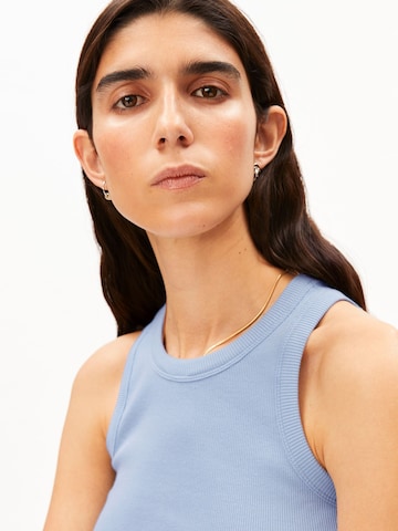 ARMEDANGELS Top in Blauw: voorkant