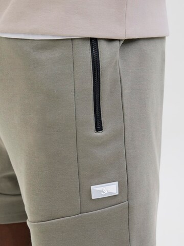 JACK & JONES Regular Trousers 'JJIAir' in Green