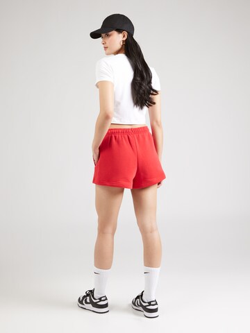 Nike Sportswear regular Παντελόνι σε κόκκινο