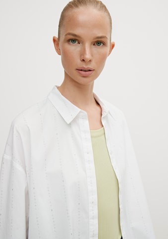 comma casual identity Blouse in White: front