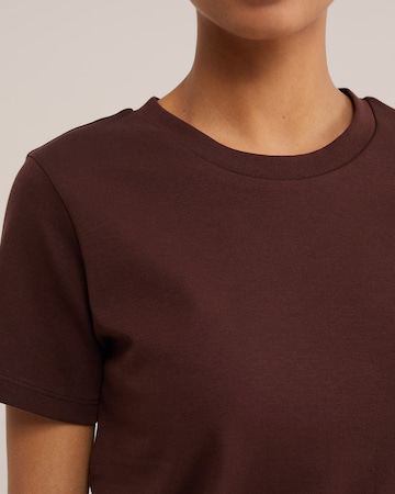Tricou de la WE Fashion pe maro