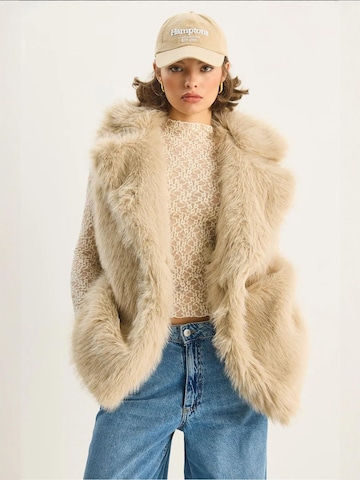 Bianco Lucci - Colete em bege: frente