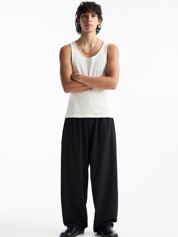 Loosefit Pantaloni di Pull&Bear in nero