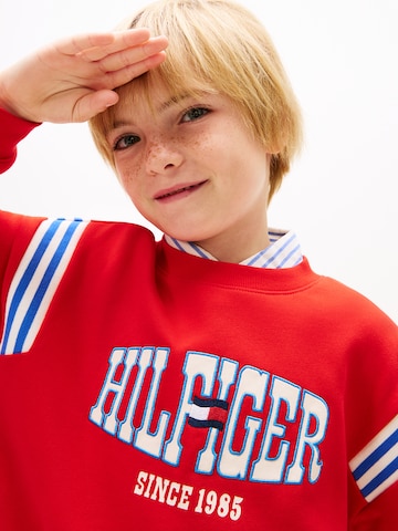 TOMMY HILFIGER Bluza 'Los Angeles' w kolorze czerwony