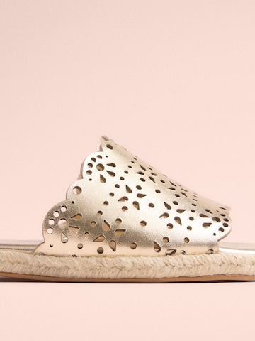 Next Mule 'Tabitha Simmons x Next Darcy' in Gold