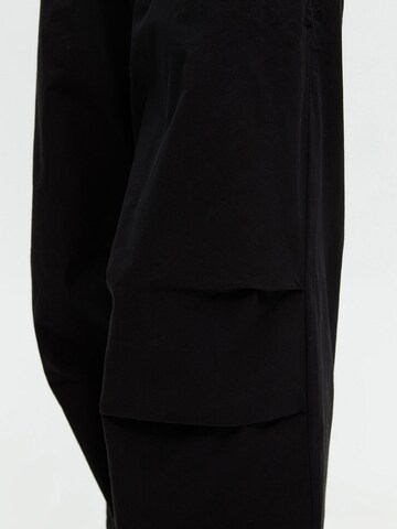 Pull&Bear Loose fit Pants in Black