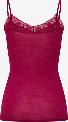 Hanro Top ' Woolen Lace ' in Red