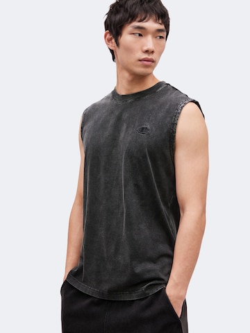 Tricou de la Champion pe negru