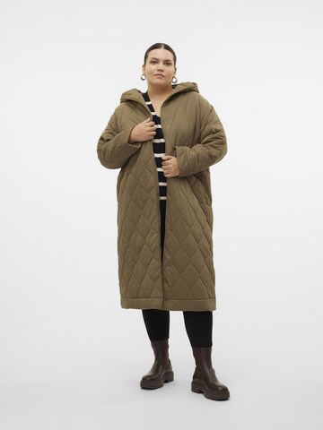 Manteau mi-saison 'Sasha' Vero Moda Curve en vert