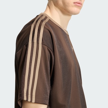 ADIDAS ORIGINALS - Camiseta 'Adicolor' en marrón