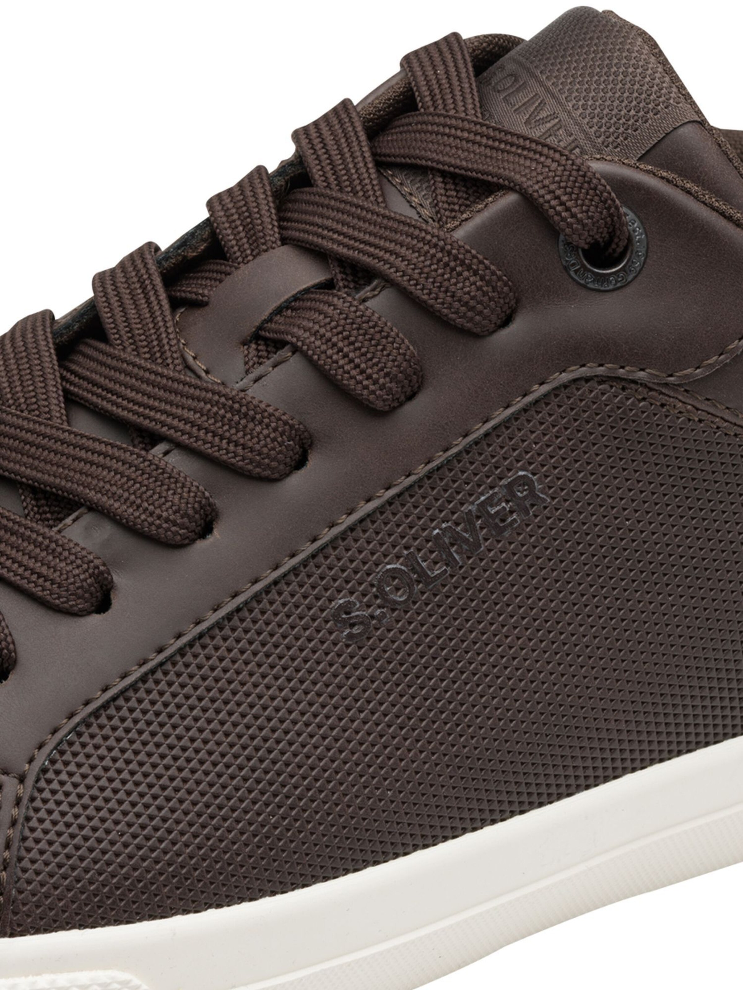 s.Oliver Sneakers in Brown