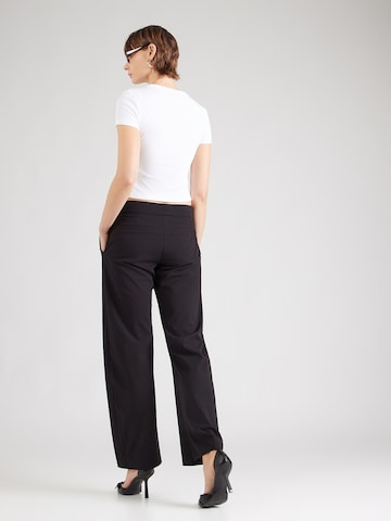 WEEKDAY Широки крачоли Панталон 'Kiros' в черно