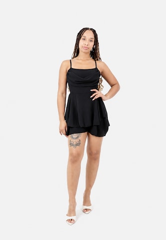 Tuta jumpsuit di Elara in nero