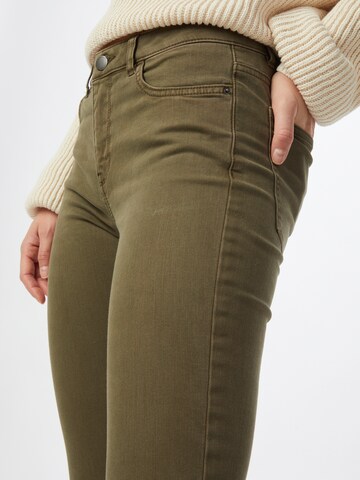 Skinny Jean ESPRIT en vert