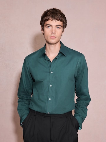 Slim fit Camicia di Next in verde: frontale