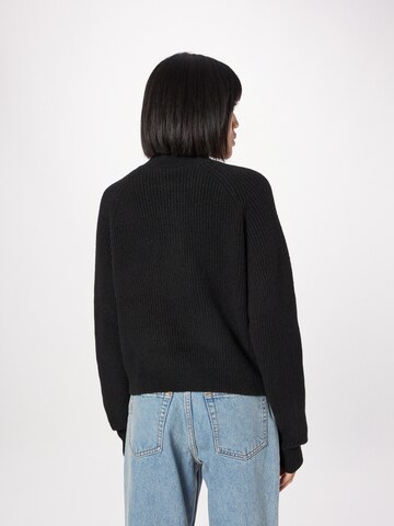 Monki Sweter w kolorze czarny