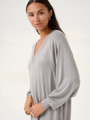 Robe 'KA Regina' Kaffe en gris