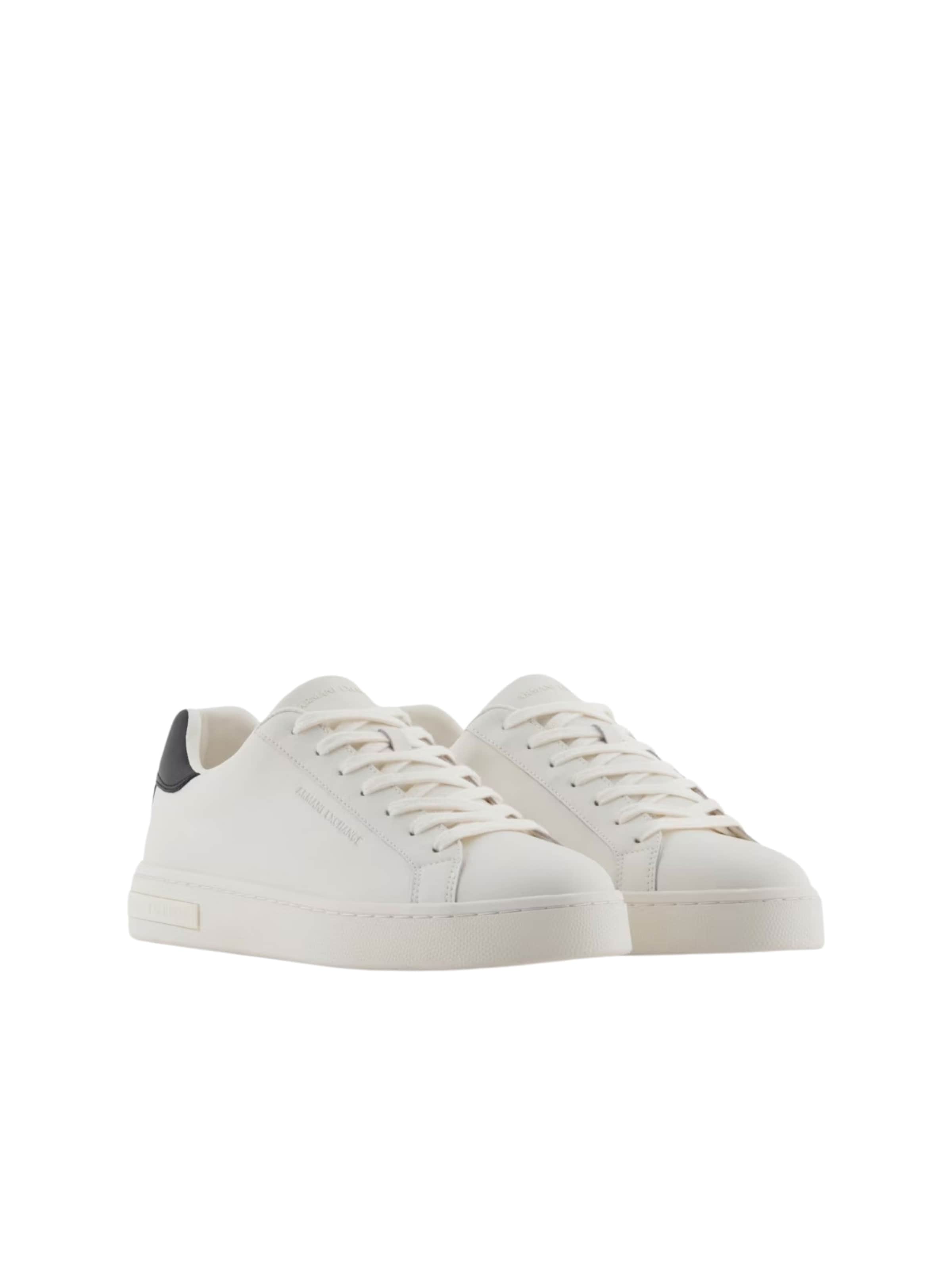 Baskets basses ARMANI EXCHANGE en blanc