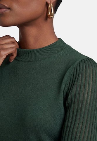 zero Pullover in Grün