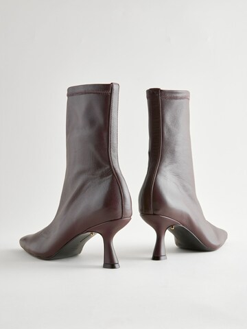Stivaletto di Next in marrone