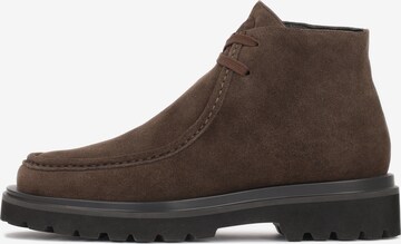 Kazar Chukka Boots in Brown: front