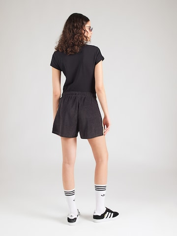 ADIDAS ORIGINALS Loosefit Shorts 'Firebird' in Schwarz