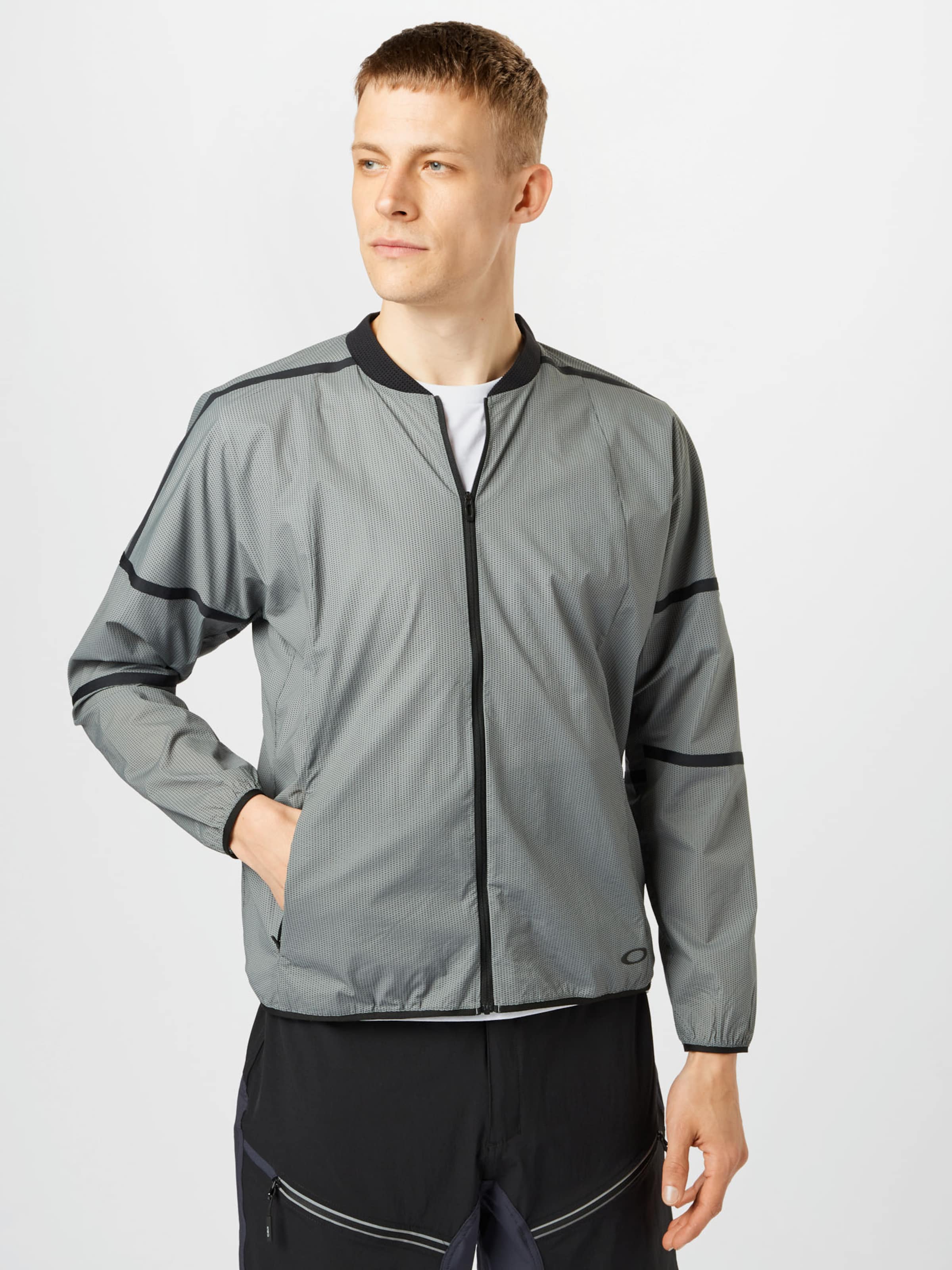 OAKLEY Sports jacket in Grey ABOUT YOU