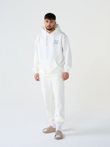 ABOUT YOU x Dardan - Sweatshirt 'Carlo' em branco