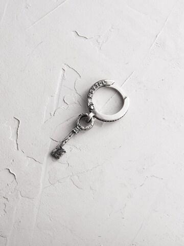 REYTEL Ohrring 'KEY'‌‌‌‌‌‌‌‌‌‌ in Silber: Vorderseite