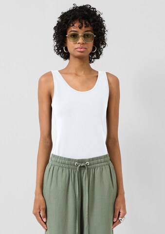 QS Top in Weiß: Vorderseite