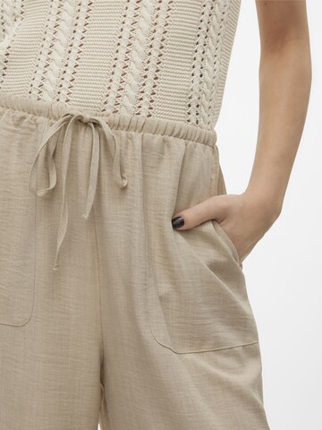 Wide leg Pantaloni 'Melaney' di VERO MODA in beige