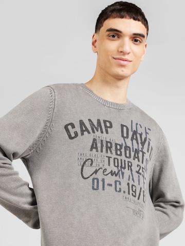 CAMP DAVID Pullover in Grau