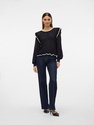 Pullover 'MADELYN' di VERO MODA in nero